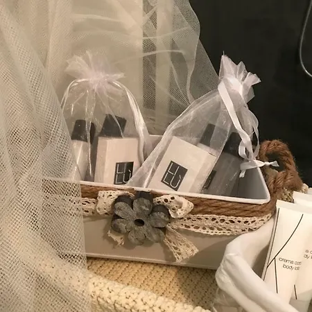 Whiteloft In * Lucca