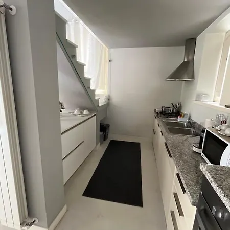 Whiteloft In Holiday home